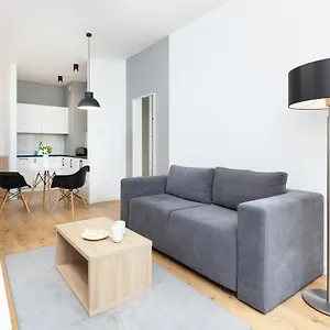 Wola Pet-friendly With Ac Slawinska By Renters Варшава